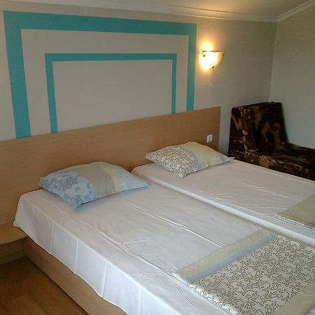 Guest Rooms Rusalka Kranevo Buitenkant foto