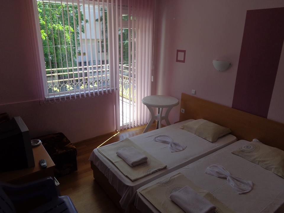 Guest Rooms Rusalka Kranevo Buitenkant foto